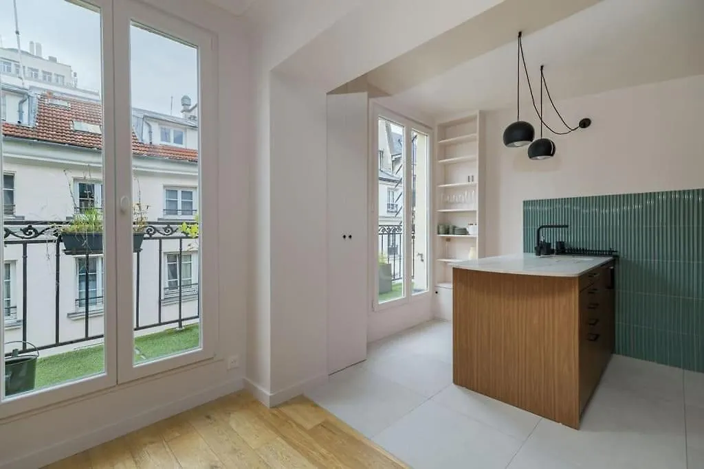 8 Joubert - 3Bdr Galeries Lafayette Apartment Paris 0*,  France